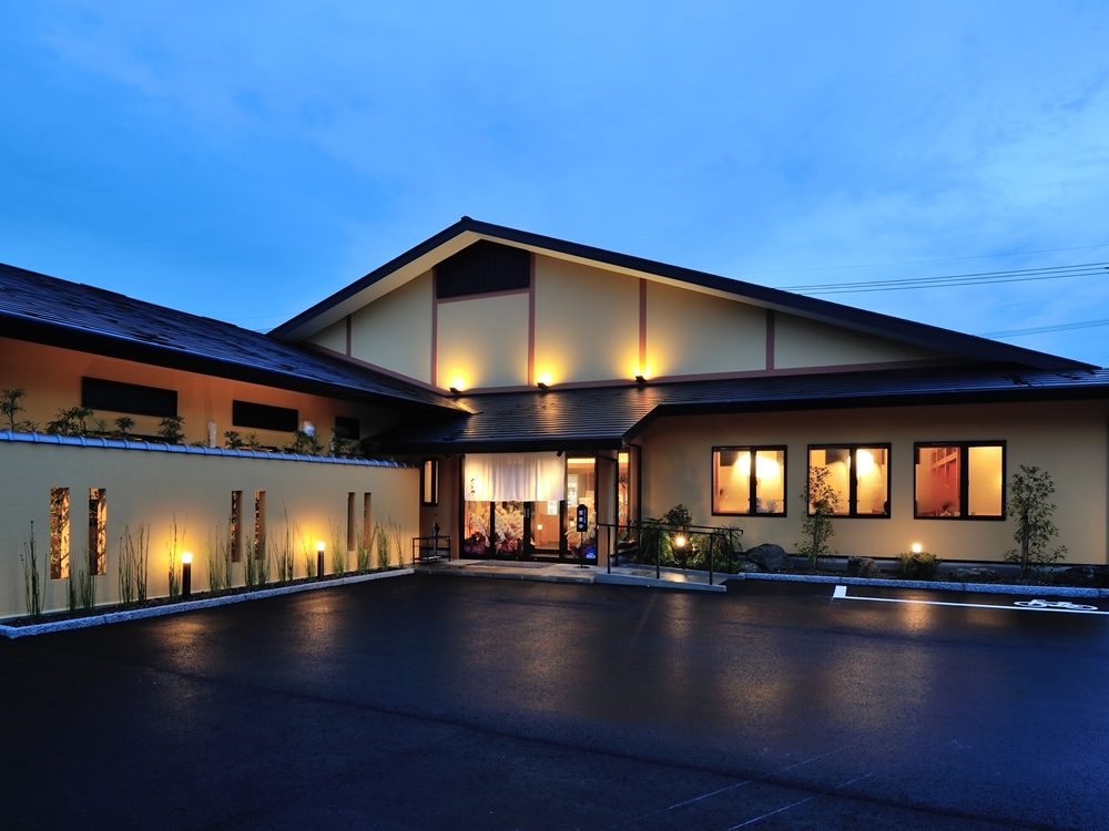 麺処くらや中津本店外観